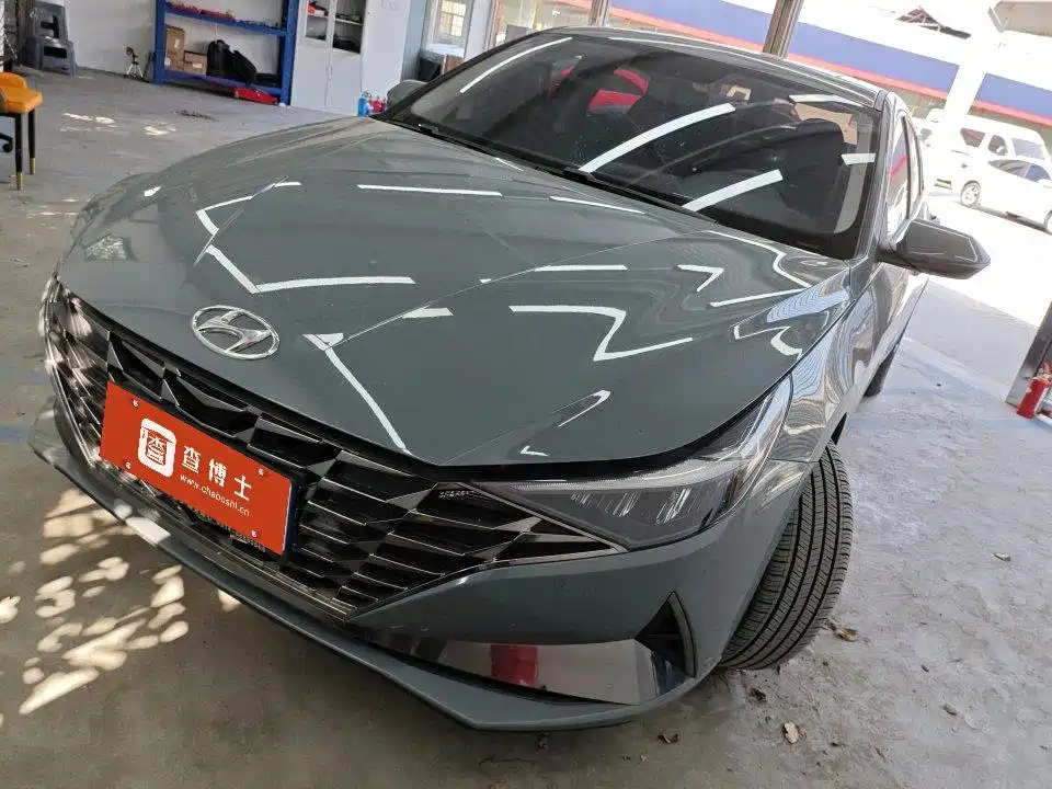 Hyundai Elantra 2023