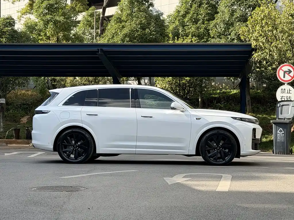 Li Auto Li L7 — миниатюра 4