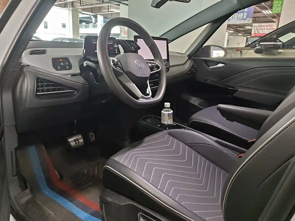 Volkswagen ID.3 — миниатюра 5