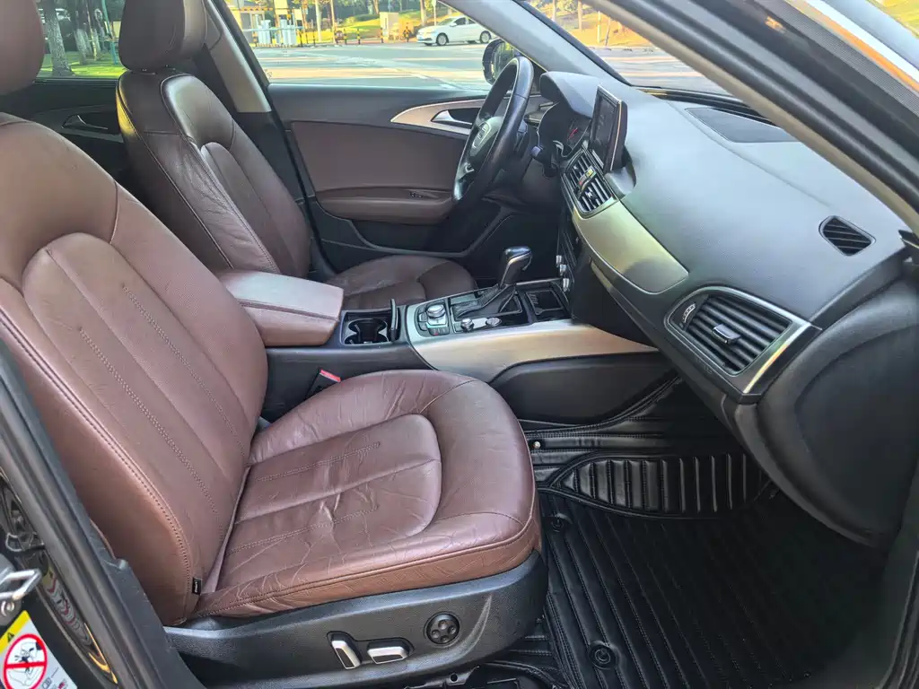 Audi A6L — миниатюра 12