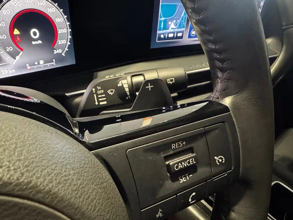 NISSAN EXPLORING THE LAND