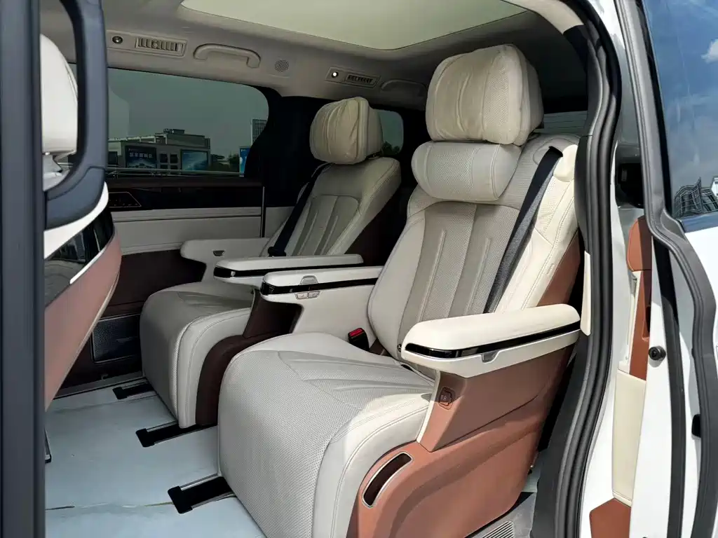 BYD Xia — миниатюра 10
