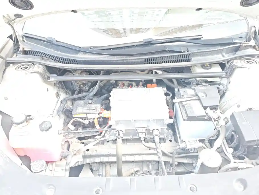 Toyota bZ3 — миниатюра 10