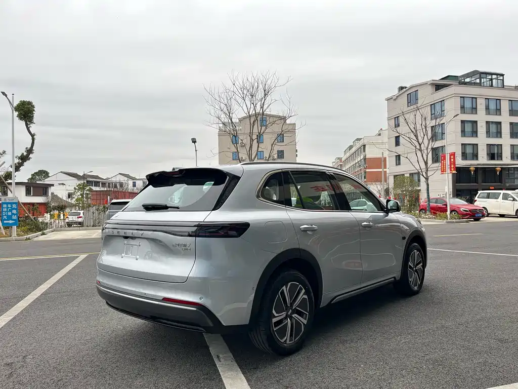 GEELY GALAXY GALAXY STARSHIP 7 EM I