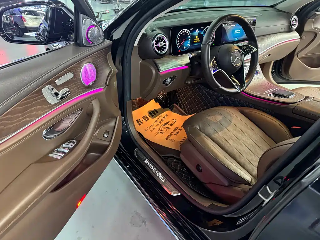 Mercedes-Benz E-Class — миниатюра 4