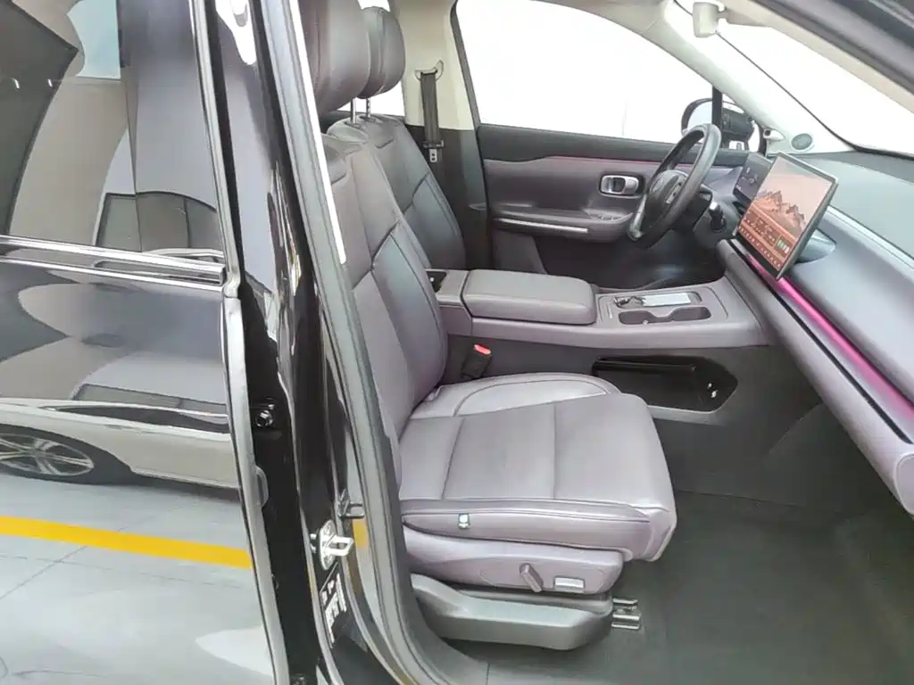 Leapmotor Leapmotor C10 — миниатюра 25