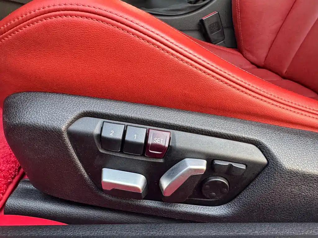BMW M4 — миниатюра 9