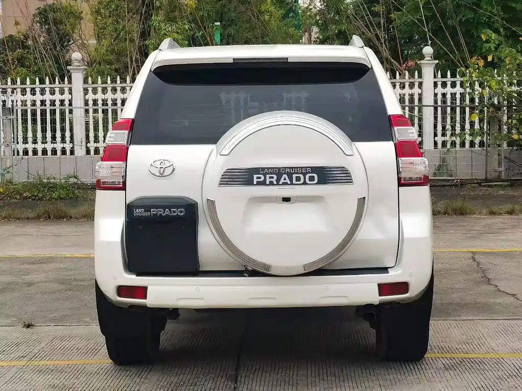 Toyota Prado (Import) — миниатюра 8