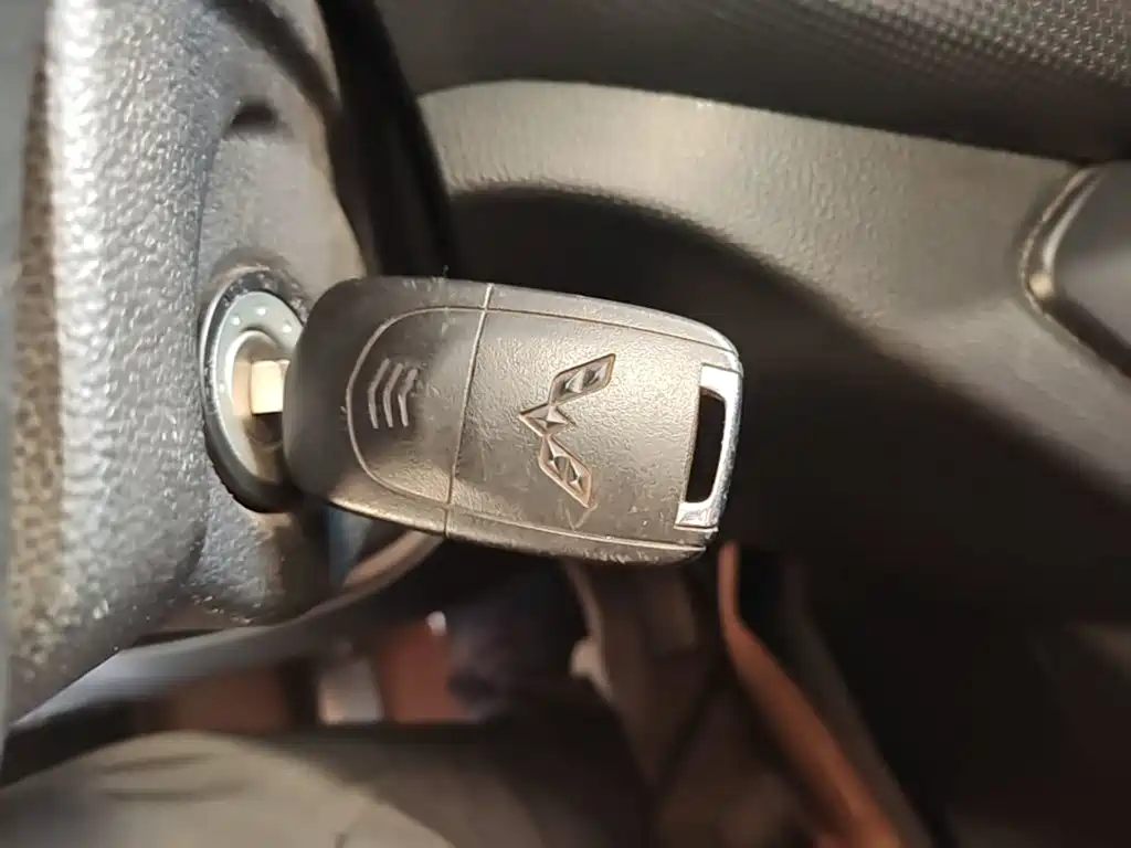 Wuling Hongguang — миниатюра 9