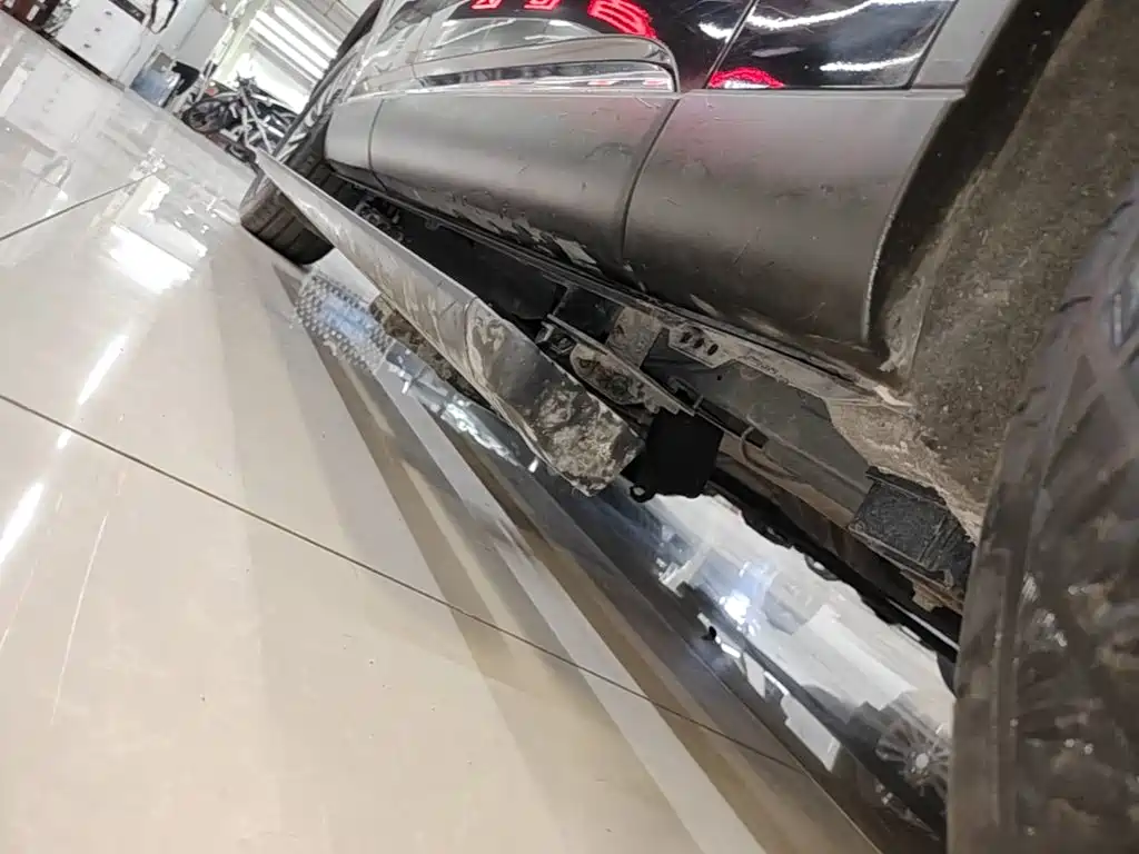 Lincoln Aviator — миниатюра 21