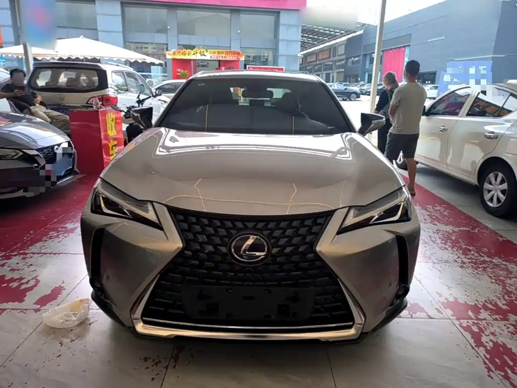 Lexus UX New Energy — миниатюра 3