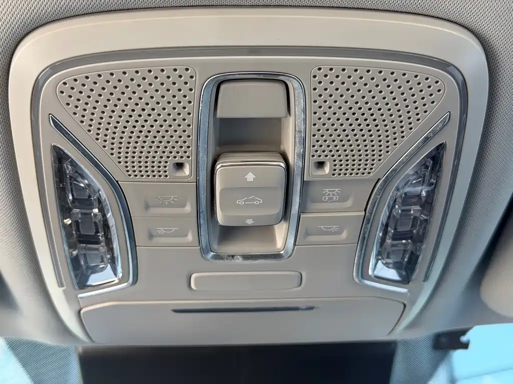 GAC Motor Trumpchi M6 — миниатюра 17