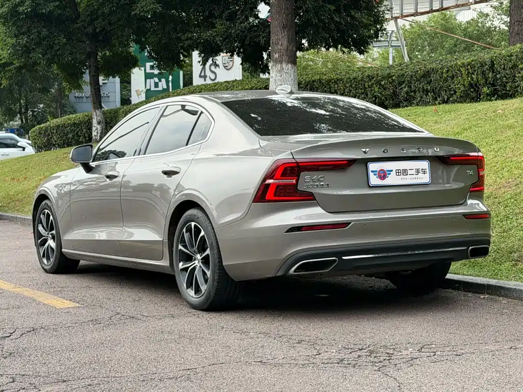Volvo S60 — миниатюра 4