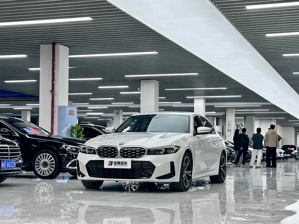 BMW 3 Series 2024