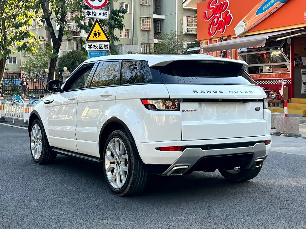 Land Rover Evoque (Import) — миниатюра 7