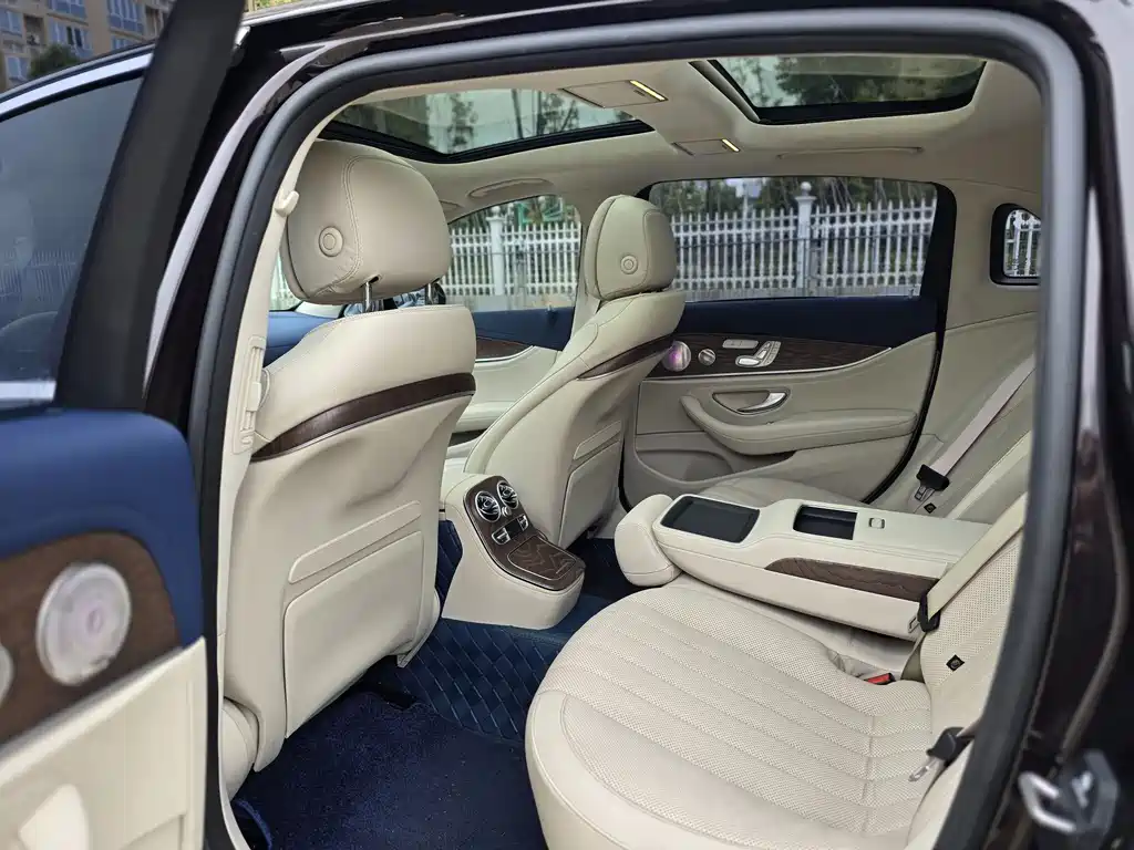 Mercedes-Benz E-Class E 2021 E 300 L Luxury