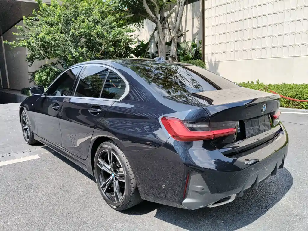 BMW 3 Series — миниатюра 7