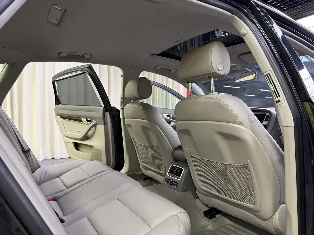 Audi A6L — миниатюра 20