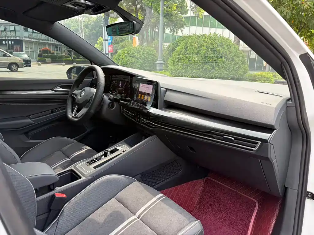 Volkswagen Golf — миниатюра 16