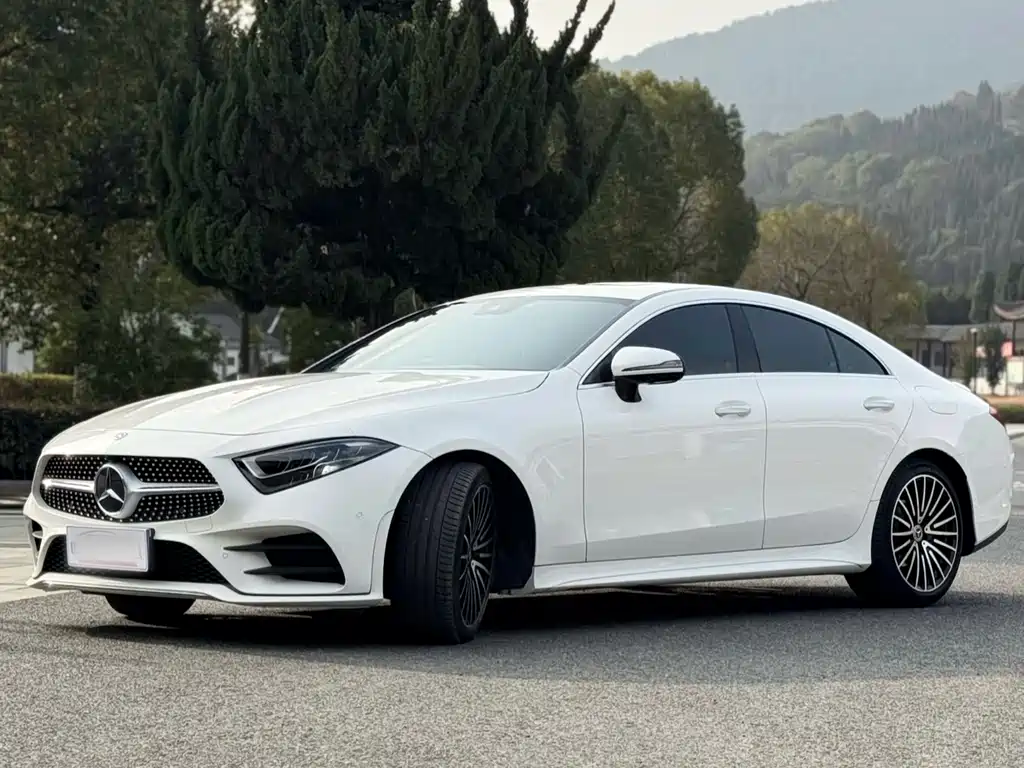 MERCEDES-BENZ CLS