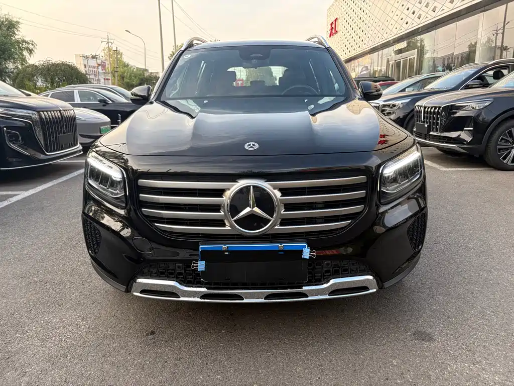 Mercedes-Benz GLB — миниатюра 2