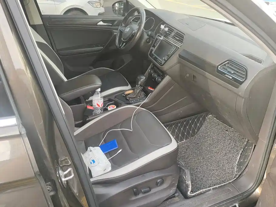 Volkswagen Tiguan L — миниатюра 8