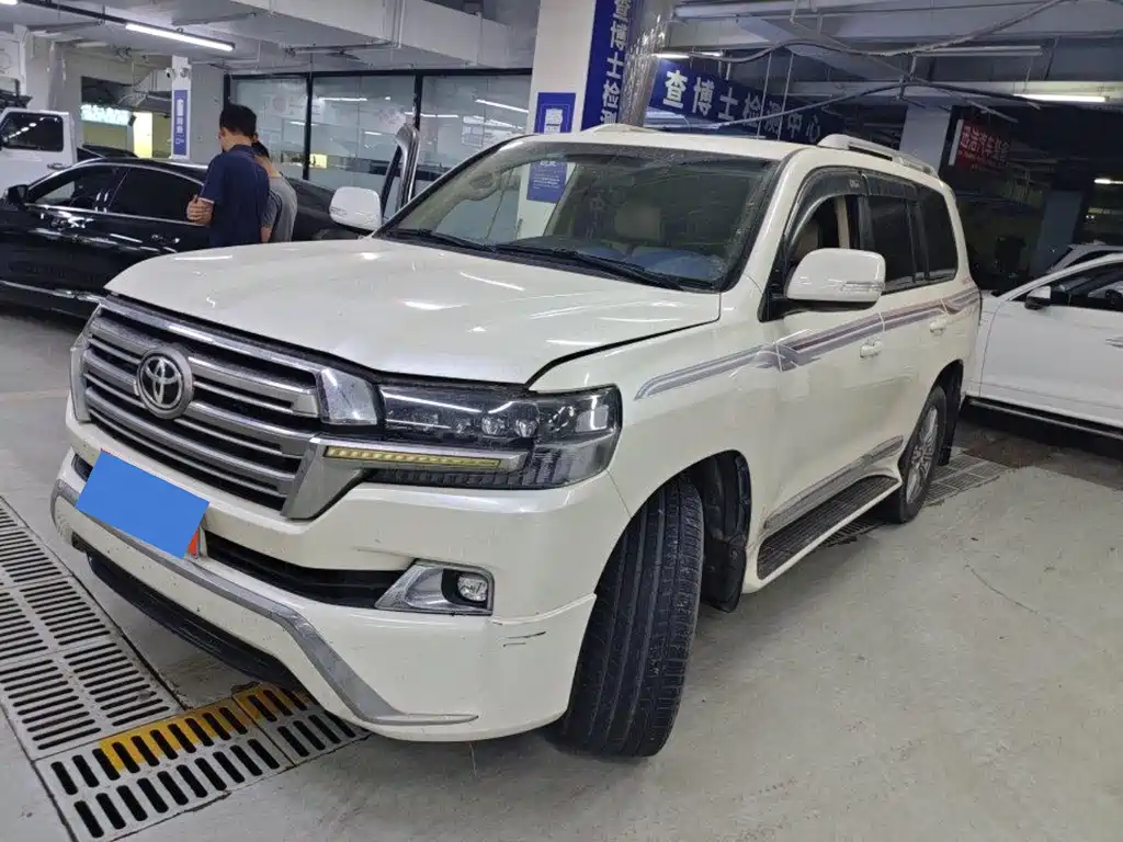 Toyota Land Cruiser 2020