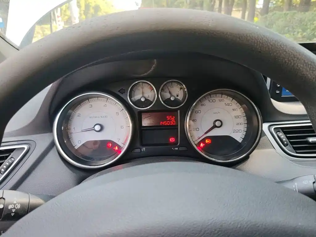 Peugeot 308 — миниатюра 12
