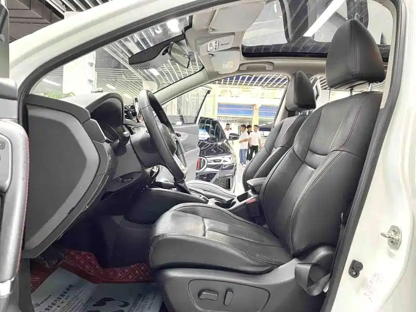 Nissan Qashqai — миниатюра 6