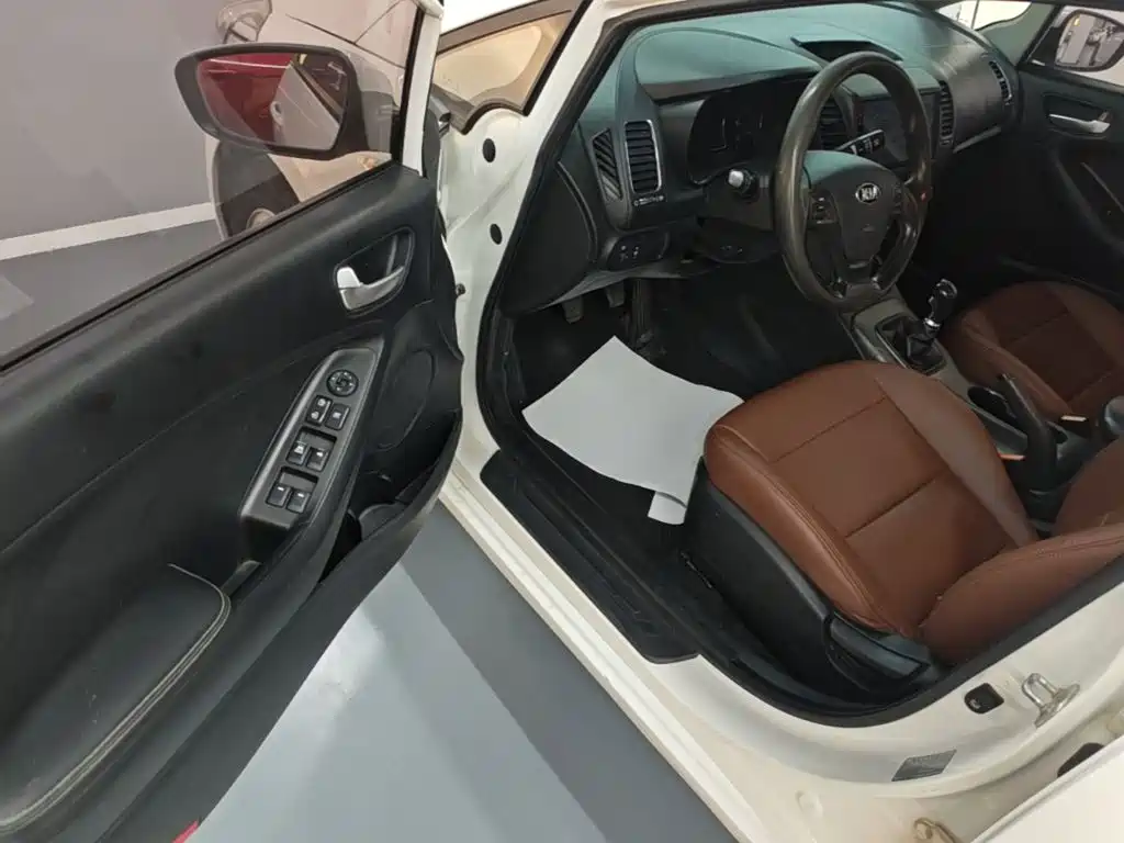 Kia K3 — миниатюра 16