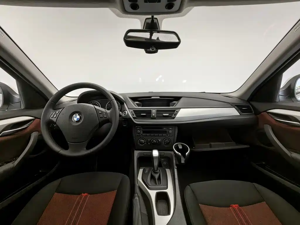 BMW X1 — миниатюра 5