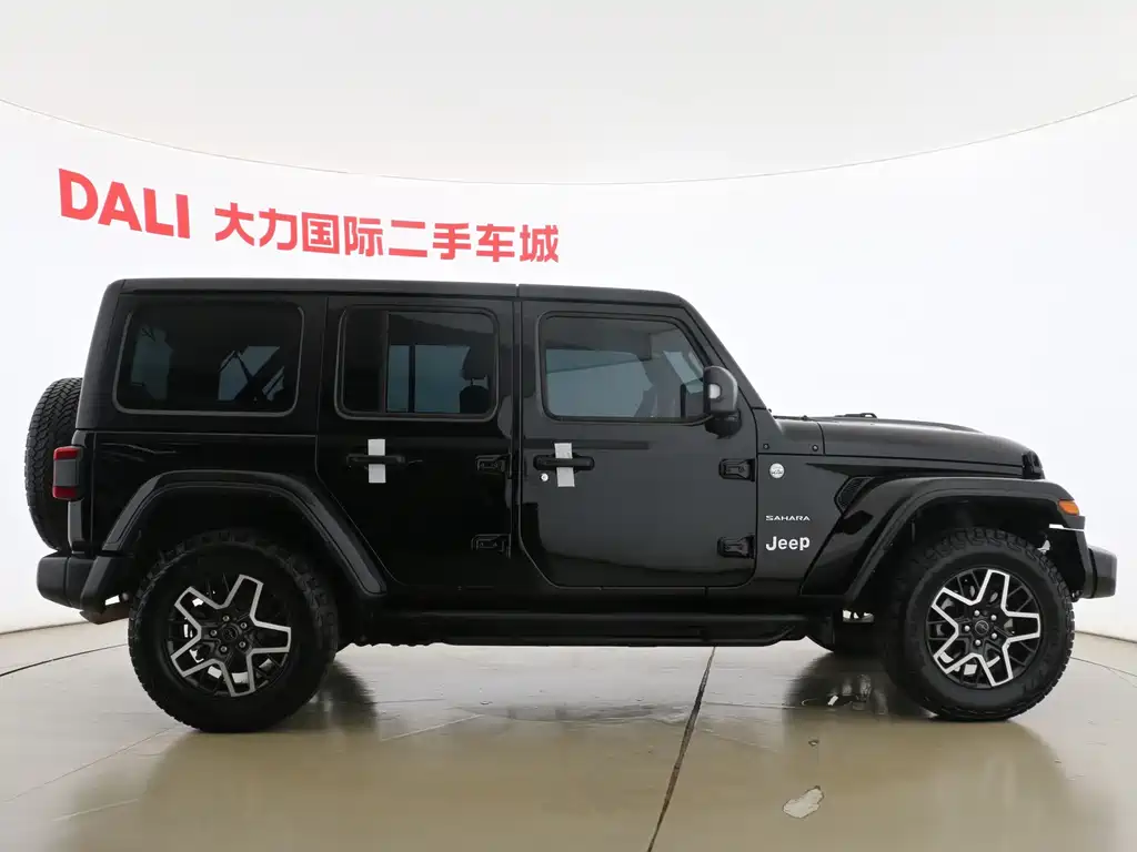 Jeep Wrangler — миниатюра 16