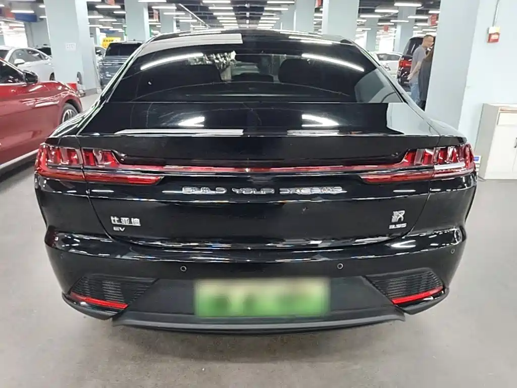 BYD Han — миниатюра 6