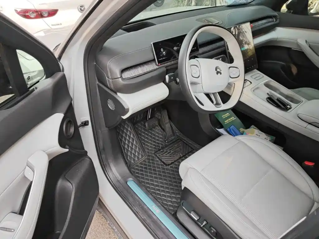 NIO ES6 — миниатюра 16