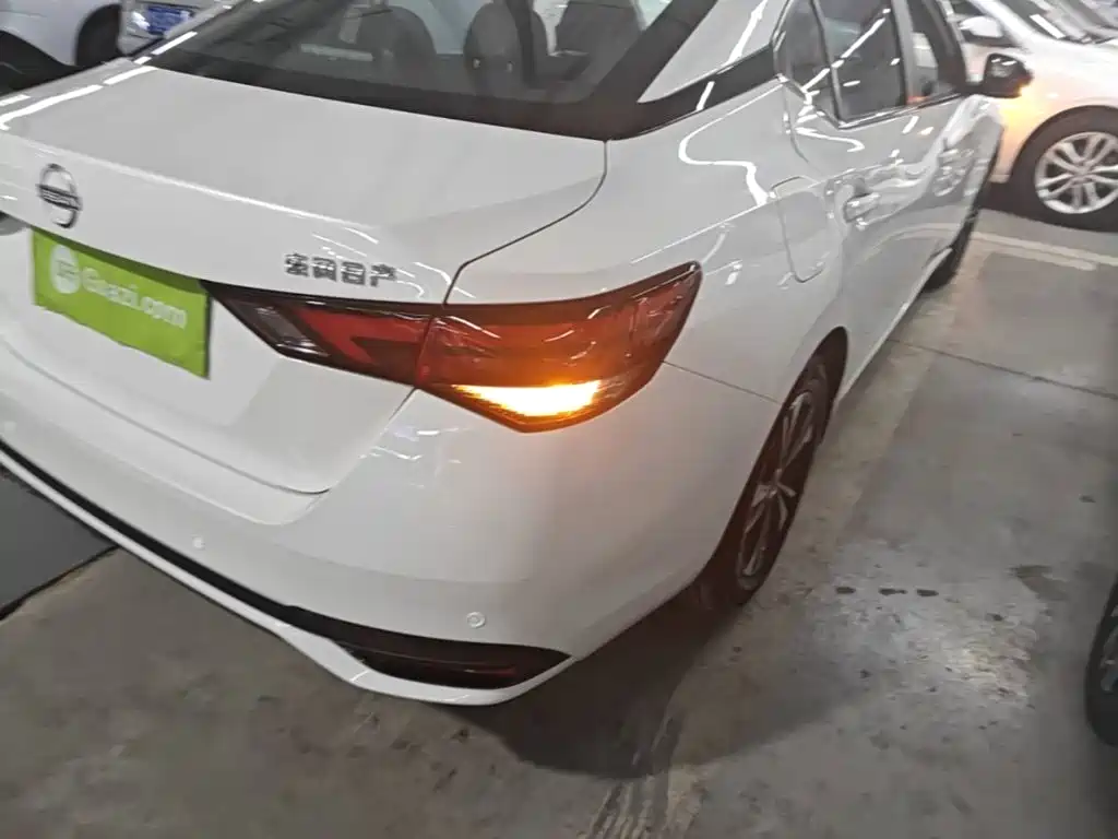 Nissan Sylphy — миниатюра 8