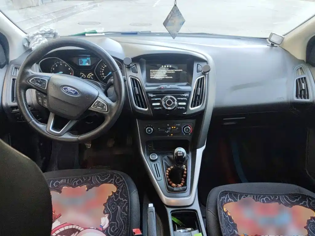 Ford Focus — миниатюра 5