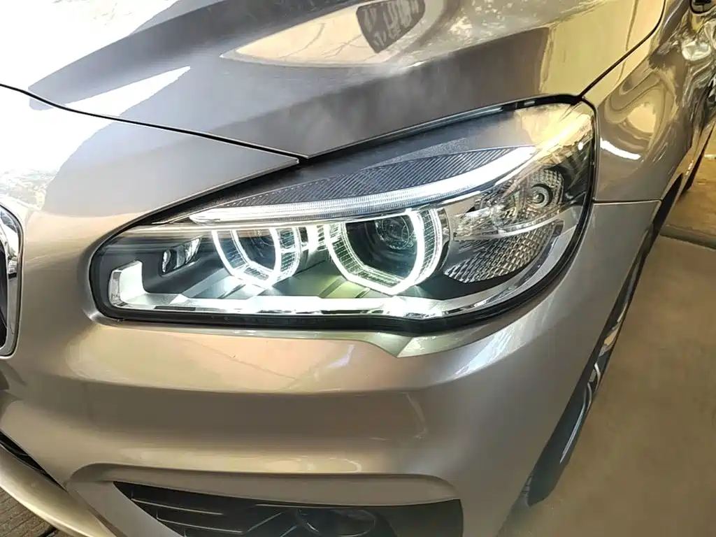 BMW 2 Series Active Tourer — миниатюра 24