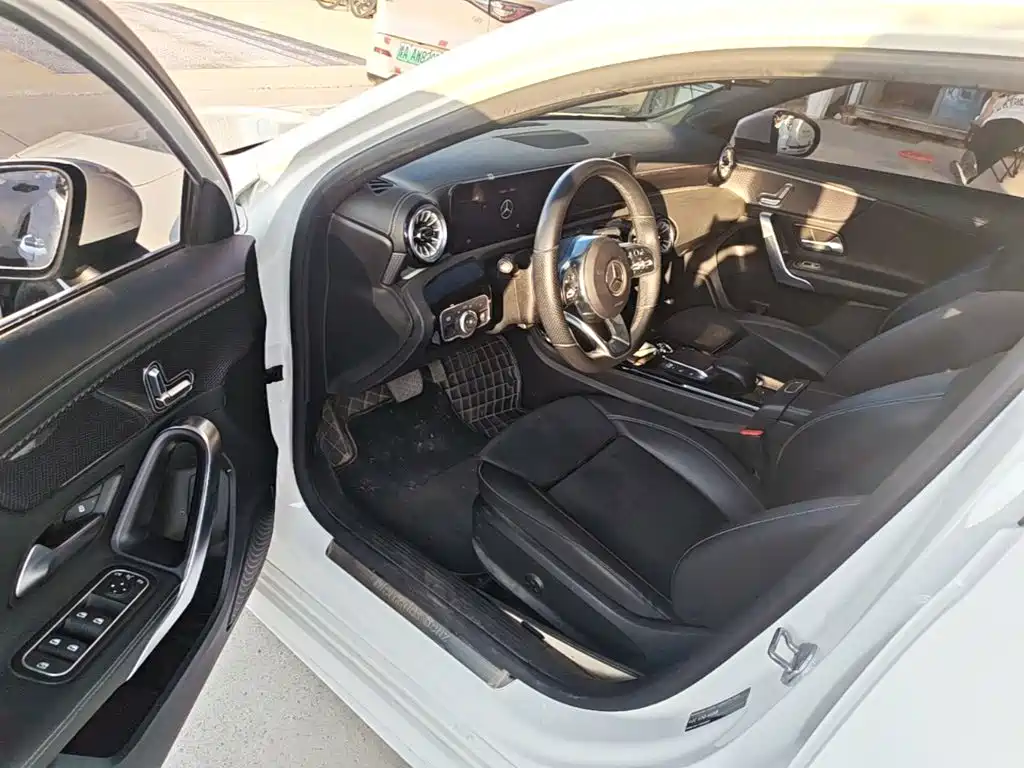 Mercedes-Benz A-Class — миниатюра 16