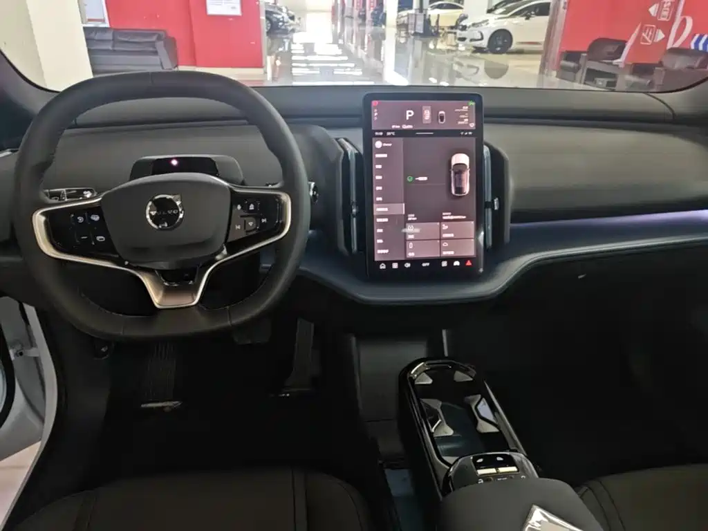 Volvo EX30 — миниатюра 10