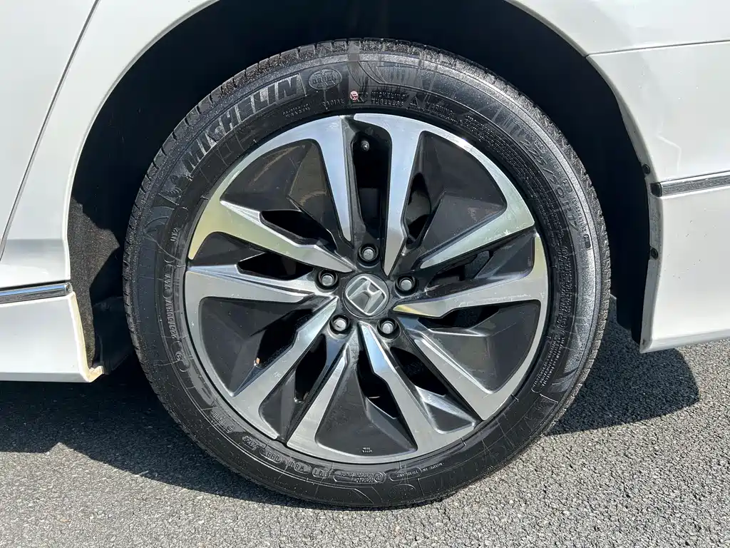 Honda Accord — миниатюра 11
