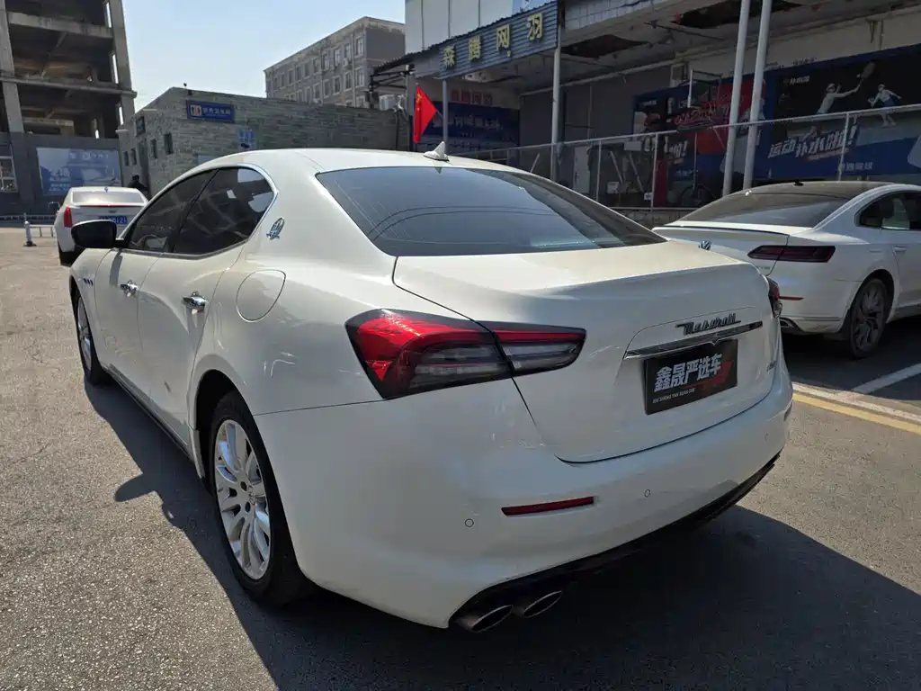 Maserati Ghibli — миниатюра 11