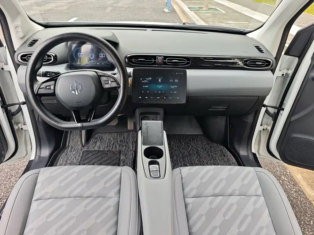 Leapmotor Leapmotor T03 — миниатюра 10