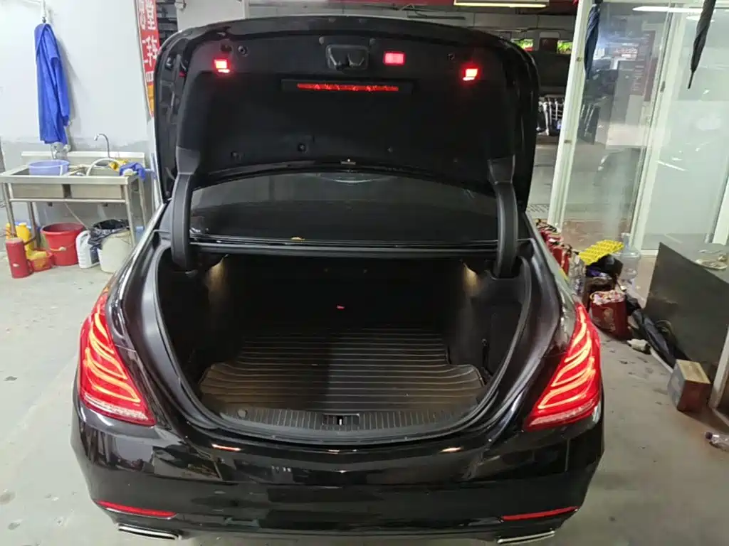 Mercedes-Benz S-Class — миниатюра 19