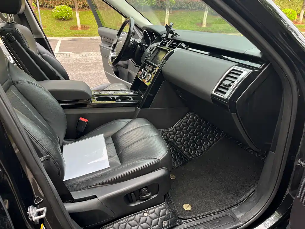 Land Rover Discovery 2017 3.0 SC V6 SE