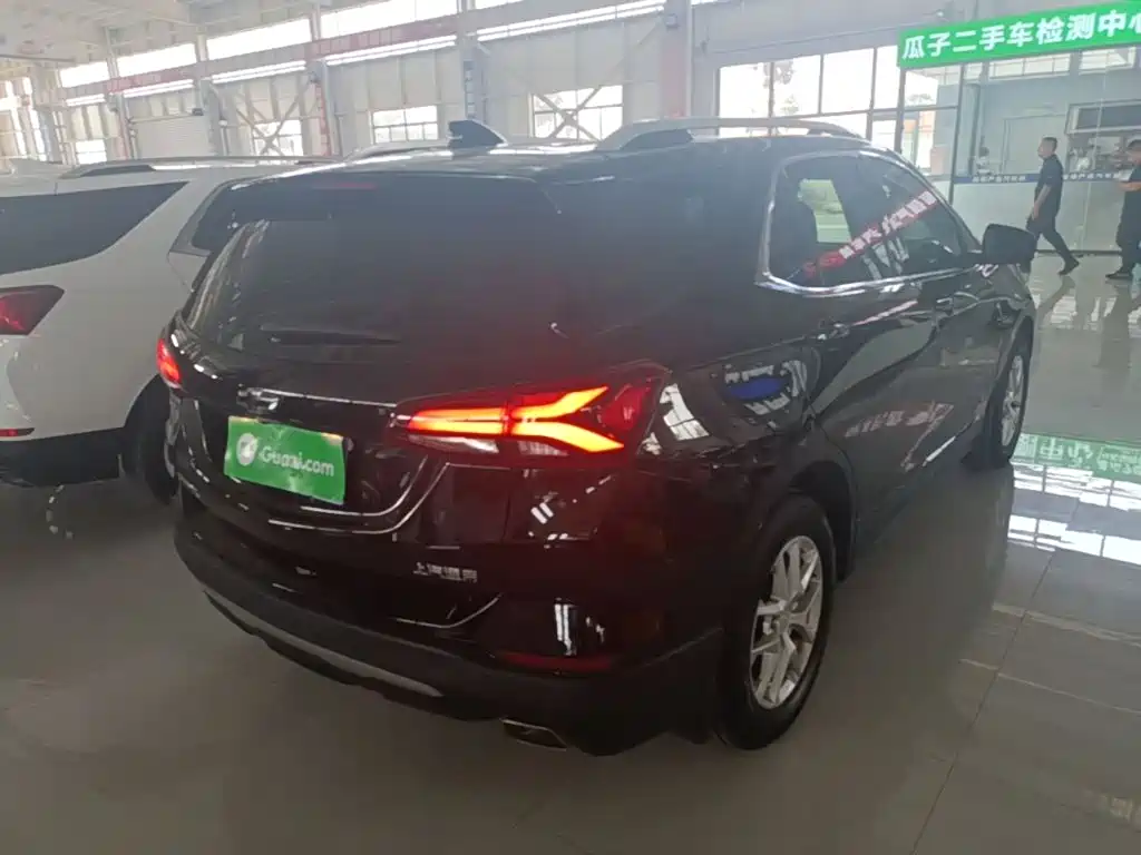 Chevrolet Equinox — миниатюра 7