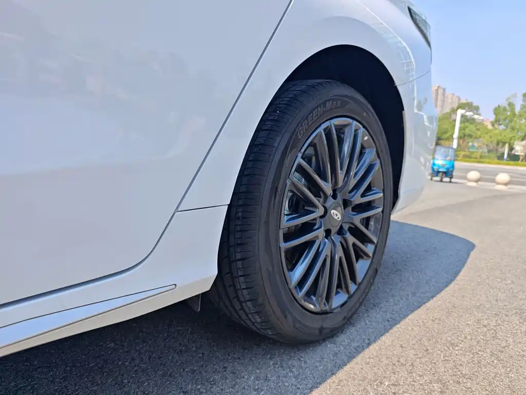 Chery Arrizo 8 — миниатюра 10
