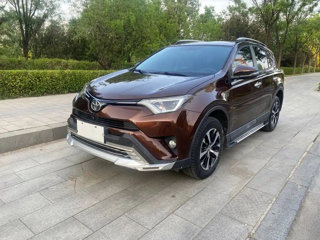 Toyota RAV4 2017