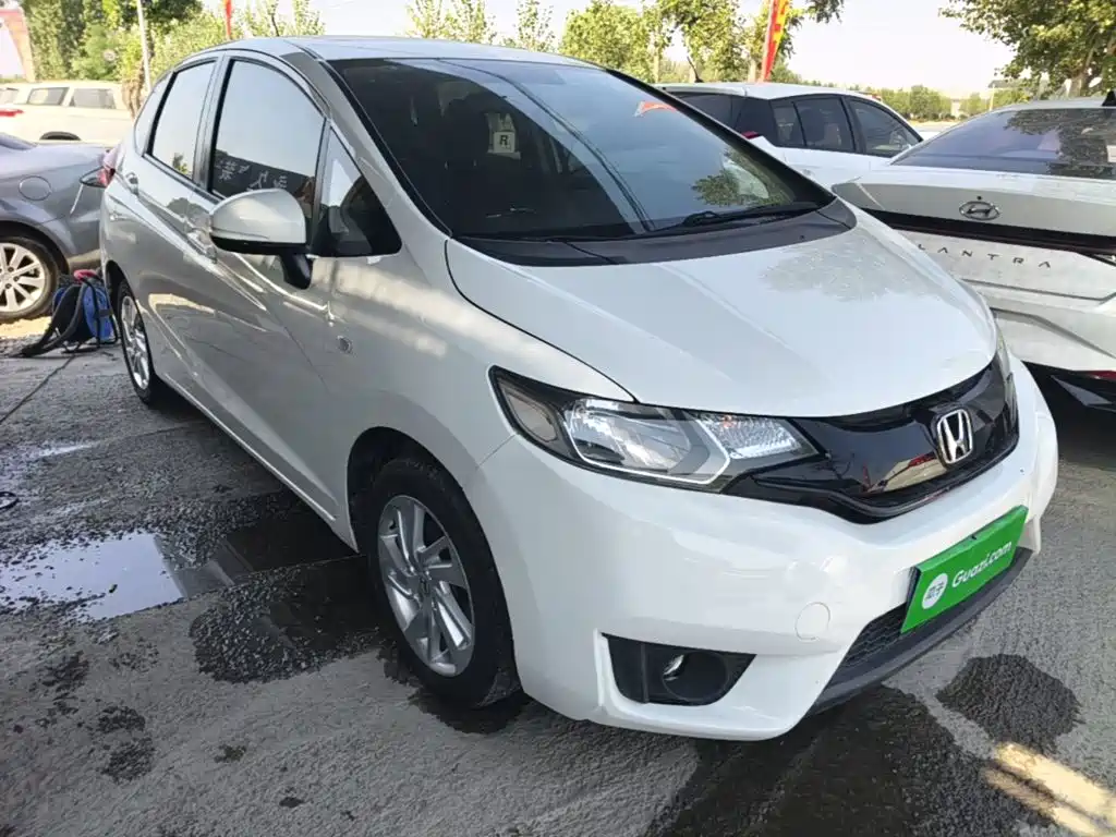 Honda Fit — миниатюра 4