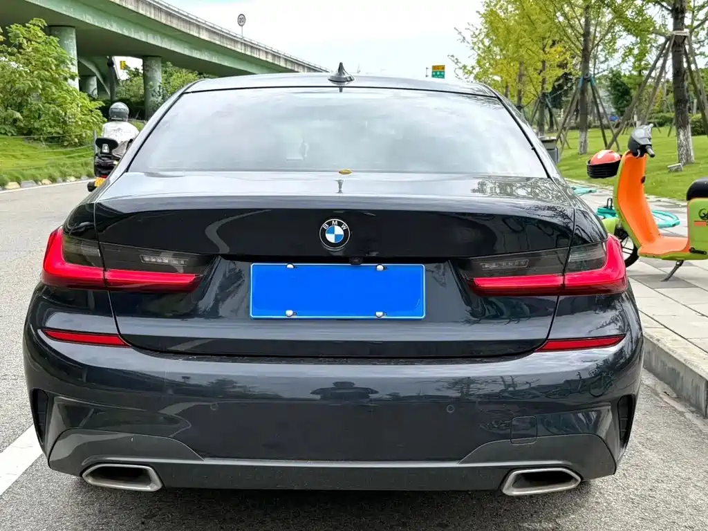 BMW 3 Series — миниатюра 10
