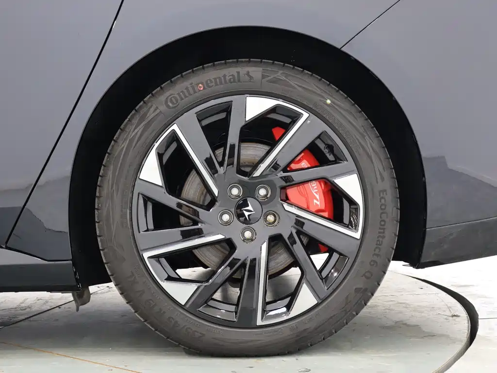 Dongfeng eπ007 2024 620Pro